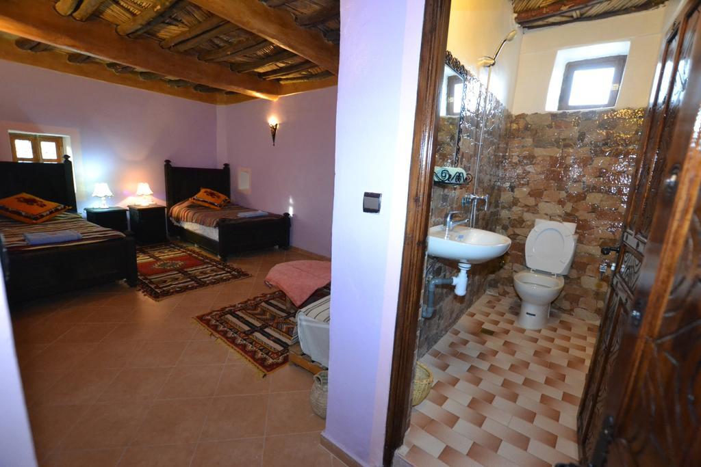Tizourgane Kasbah Hotel Tiguissas Kamer foto