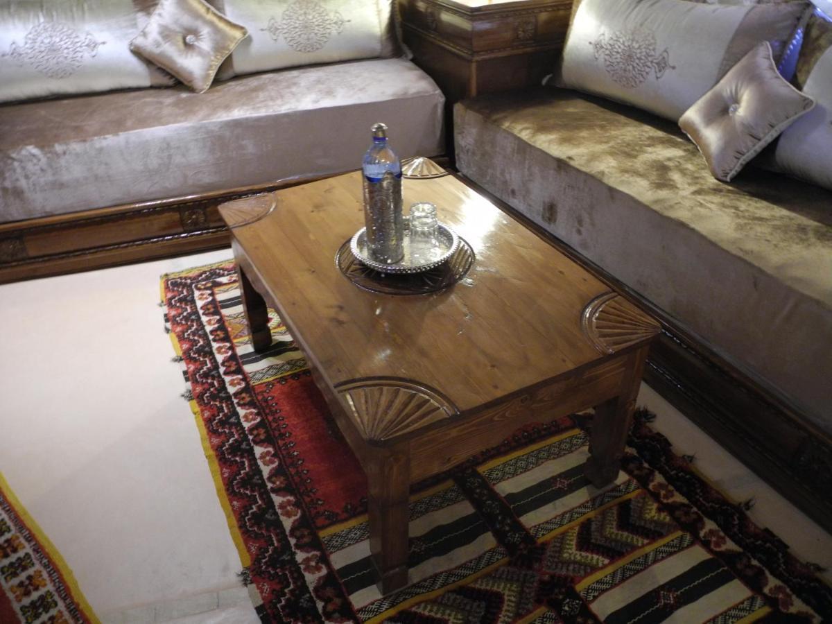 Tizourgane Kasbah Hotel Tiguissas Buitenkant foto
